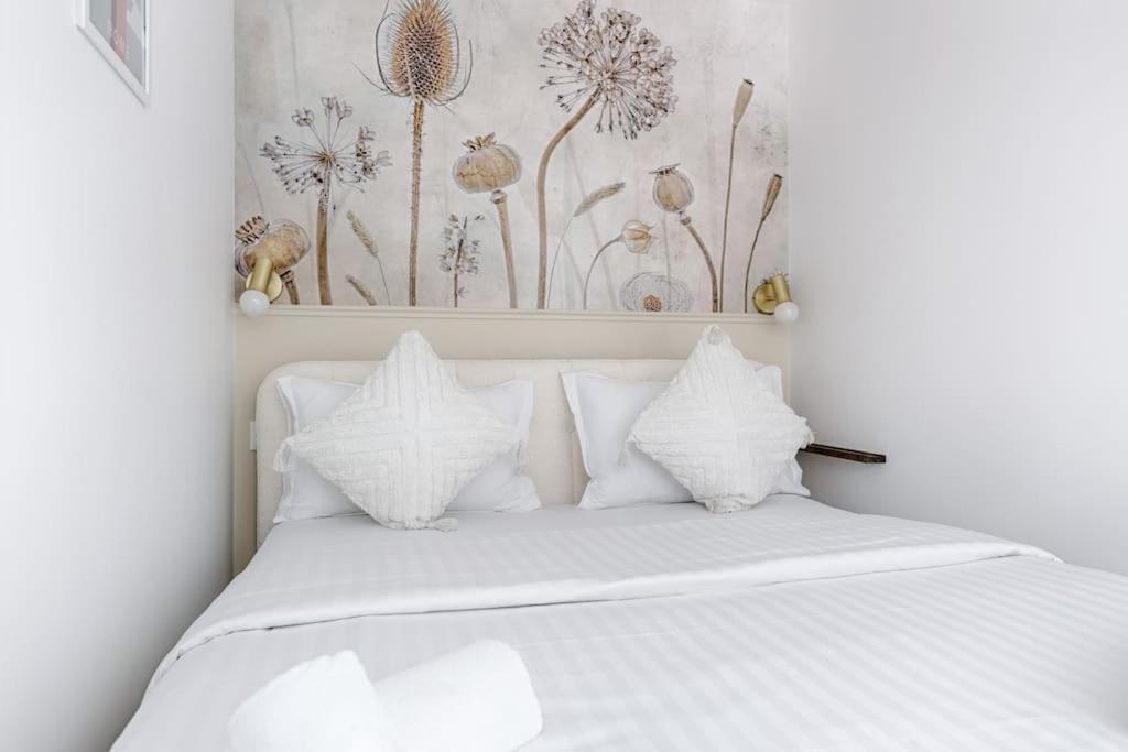 Mykeypers - Chic & Elegant Flat 2br/6p- Republique * Paris