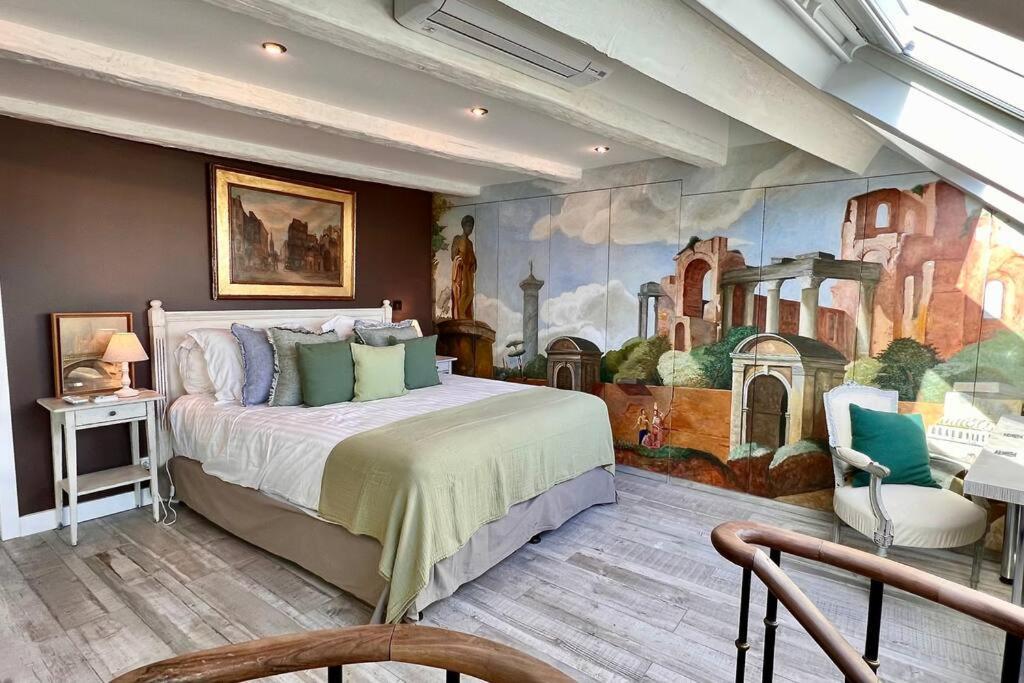 Appartement Rooftop Triplex With Garden At Notre Dame *