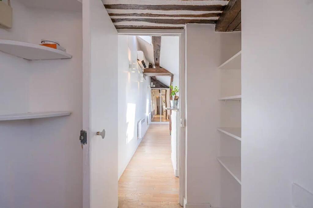 Amazing Location Only 3 Minutes From Luxembourg Gargens Appartement