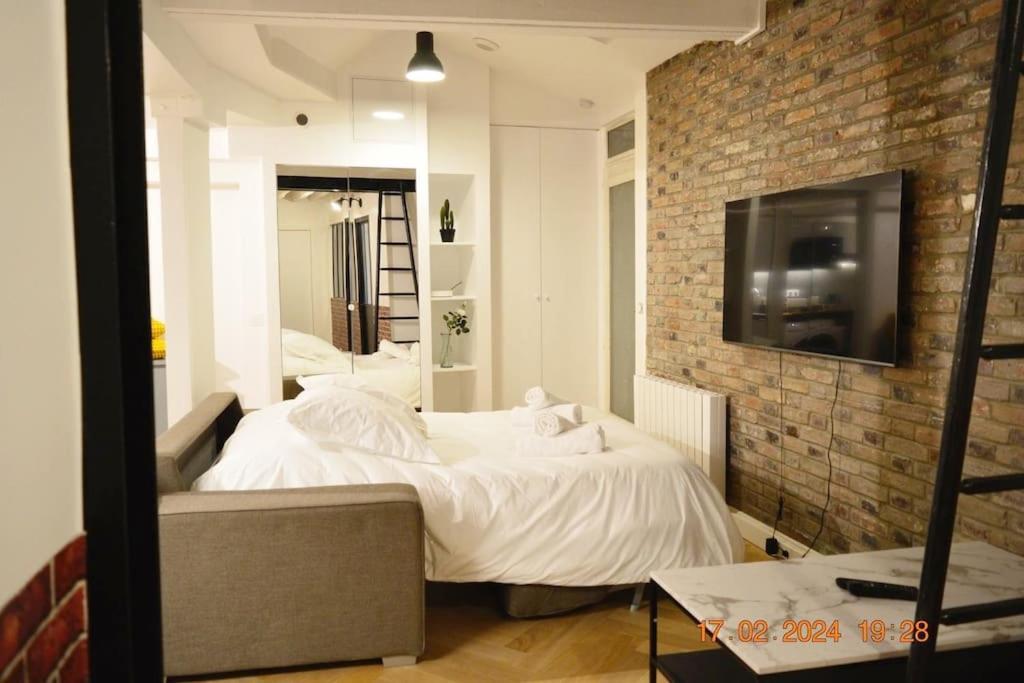 Apartment Magnificient Parisian Flat - Parisian Heart *
