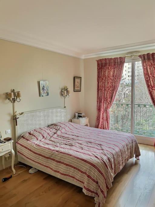 Apartment : Grand Calme Et Terrasse *