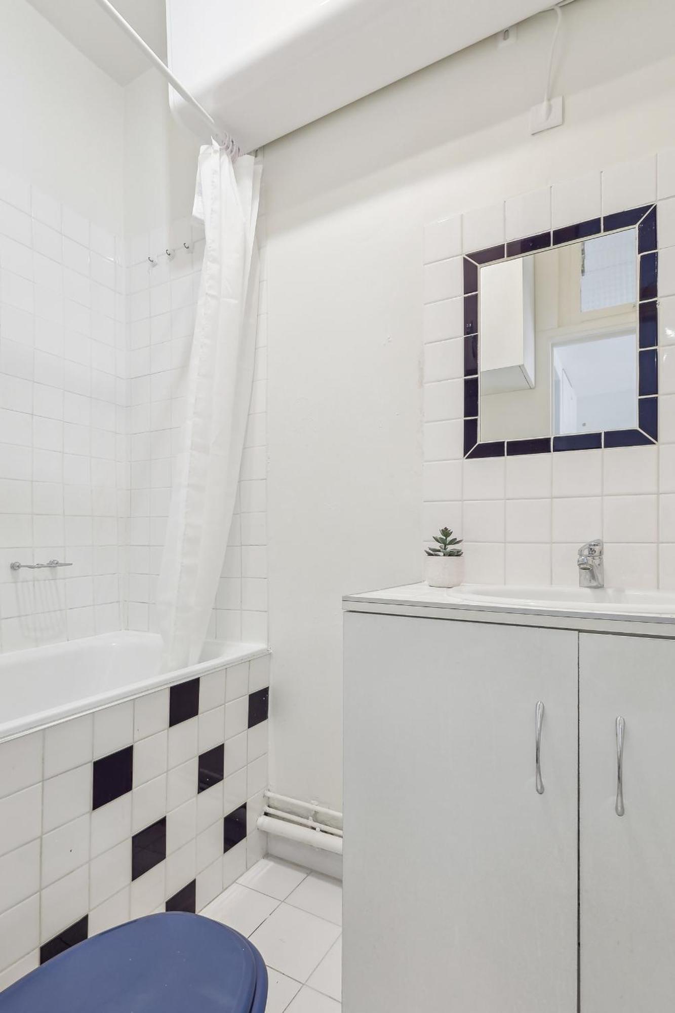 Pantheon & Latin Quarter - Cityapartmentstay Paris