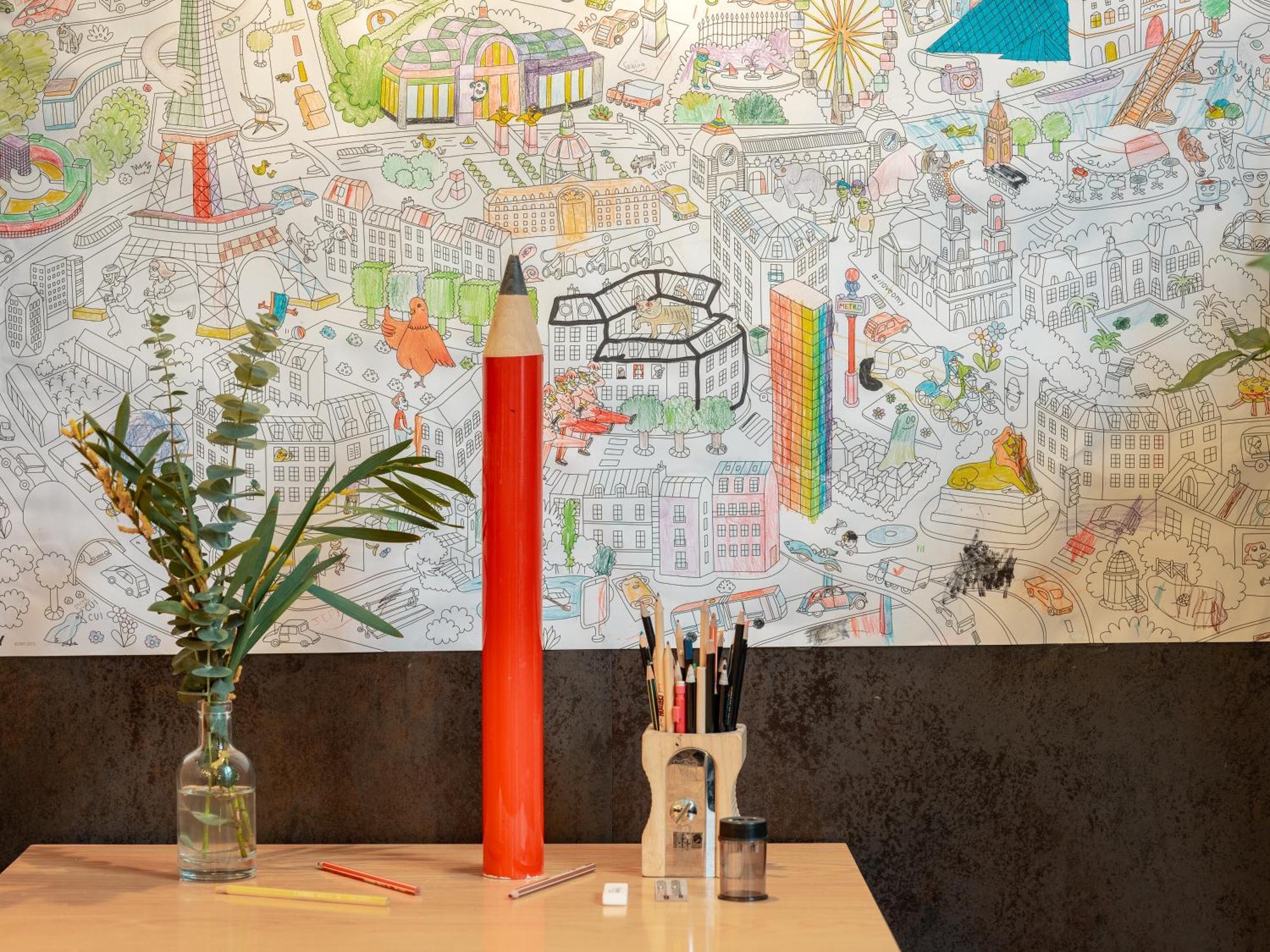 Crayon Rouge By Elegancia 4* Paris