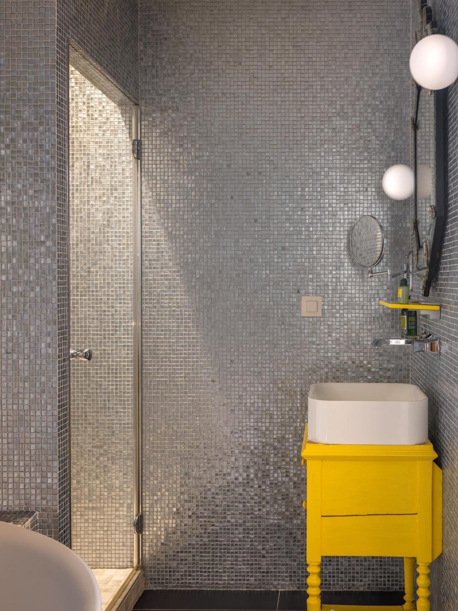 Crayon Rouge By Elegancia Hotel Paris