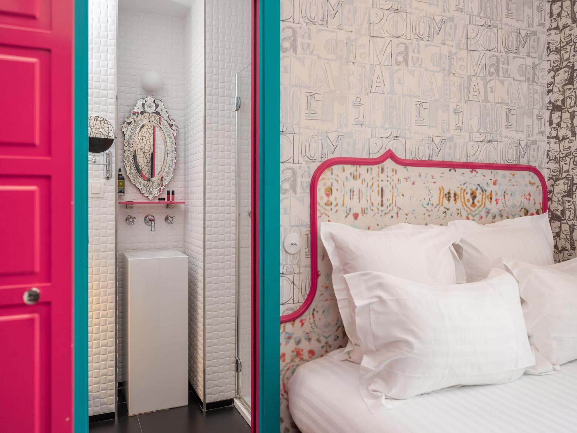 Hotel Crayon Rouge By Elegancia 4*