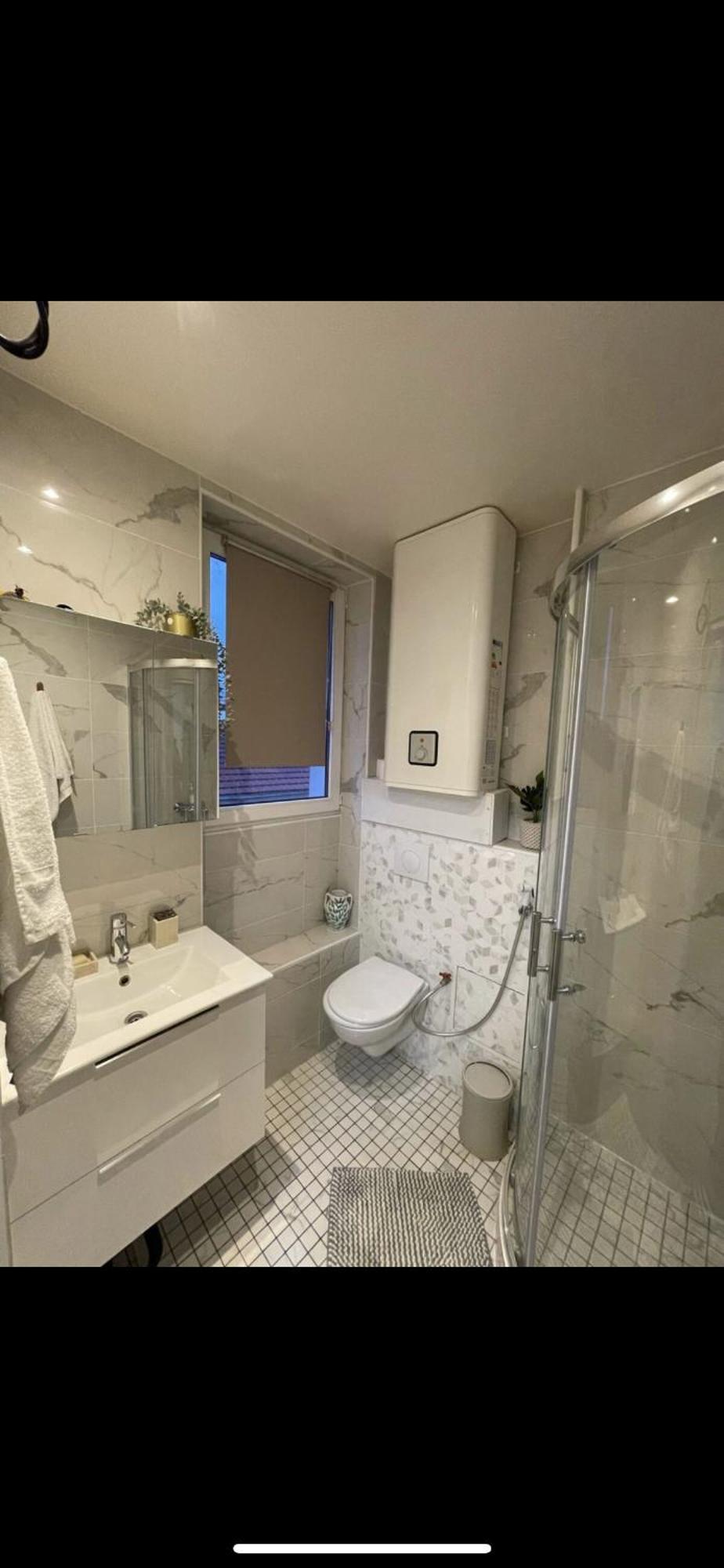 Appartement 2 Pieces Proche Centre Et Transport