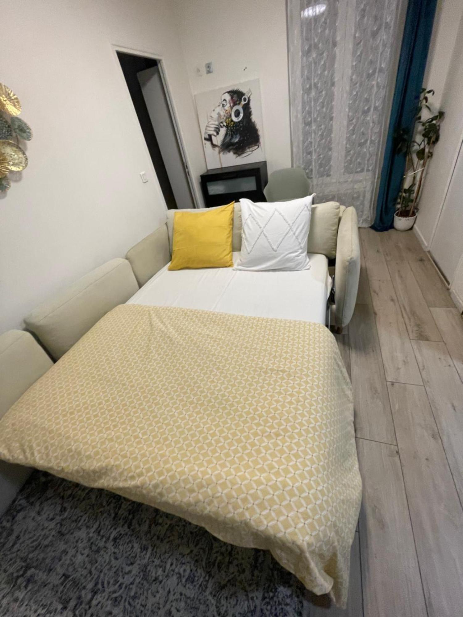 Appartement 2 Pieces Proche Centre Et Transport
