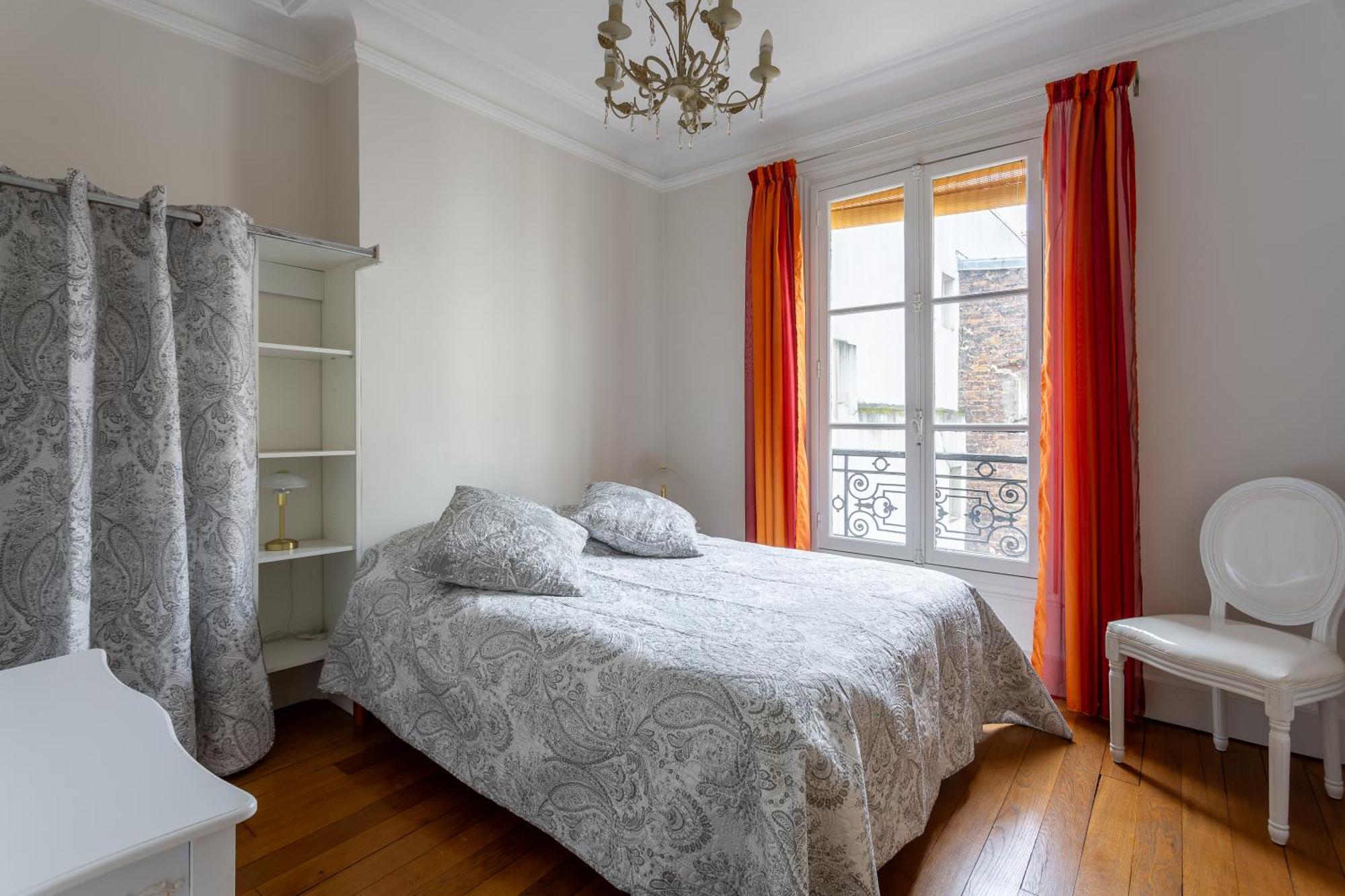 Appartement Sacre Coeur Grand Duplex 130 M2 - 4 + Double Living *