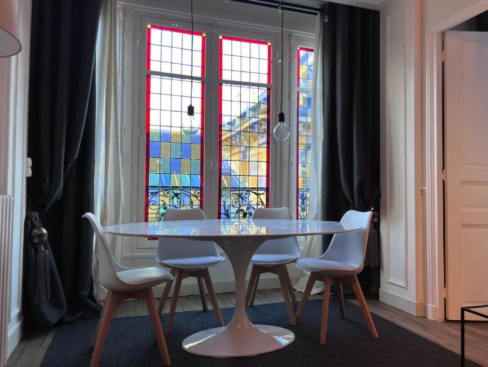 Apartment Eiffel Paris