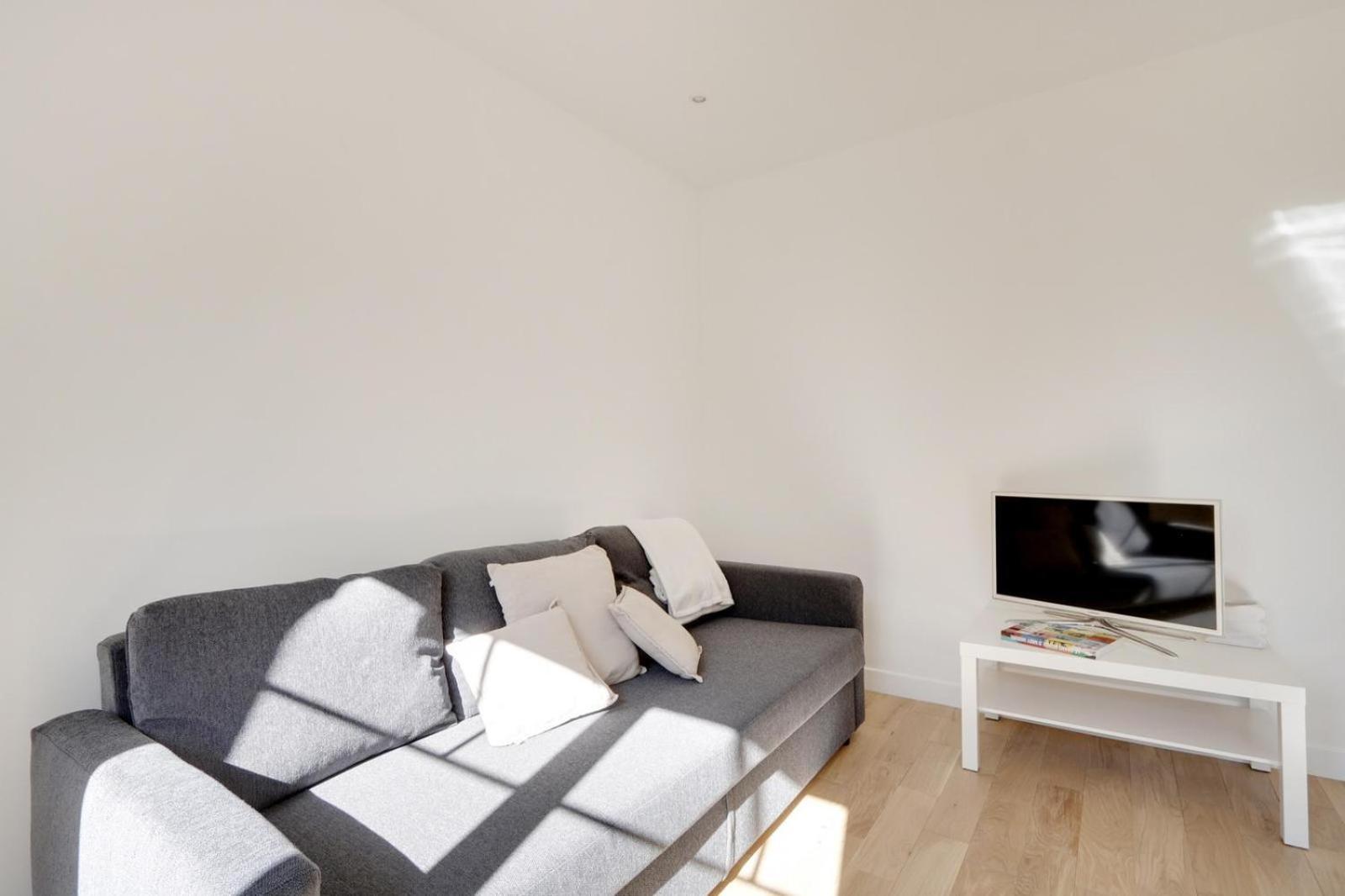 Nation Apartment *