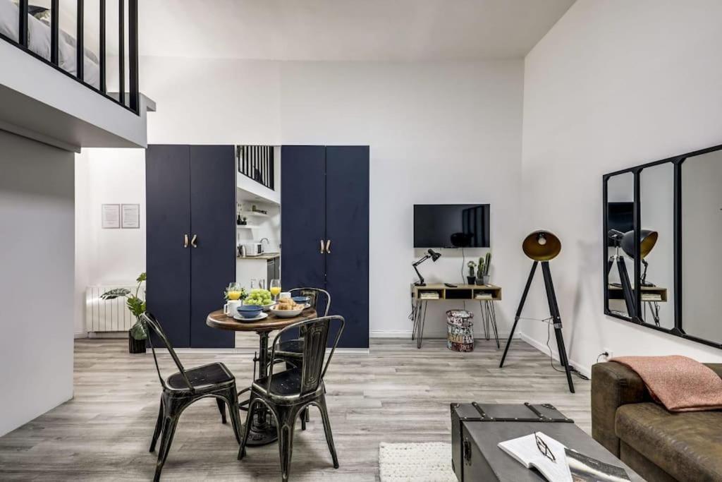 Amazing Loft 4p- Republique Apartment Paris