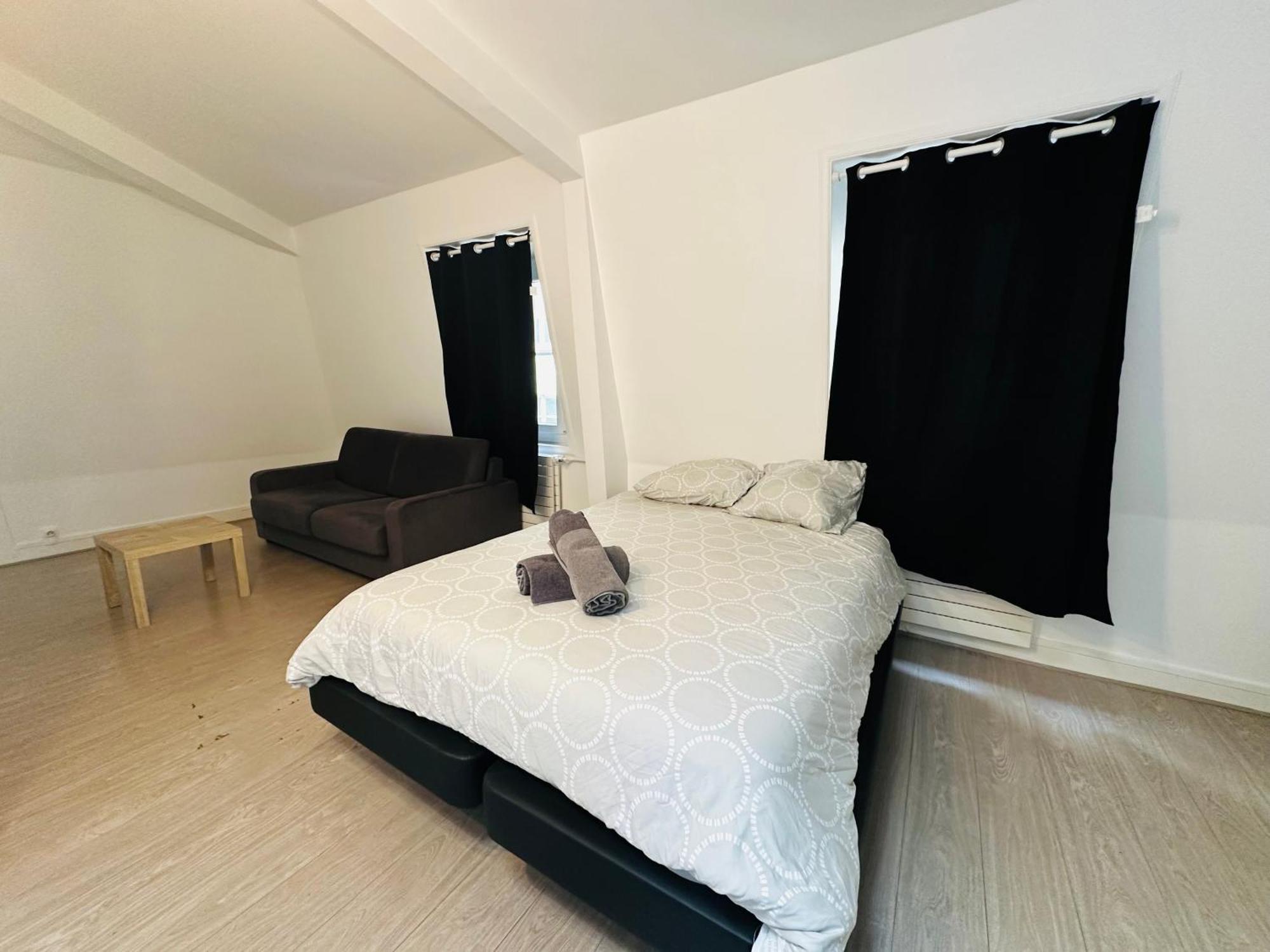 Spacieuses Flats Montaigne Champs Elysee Appartement