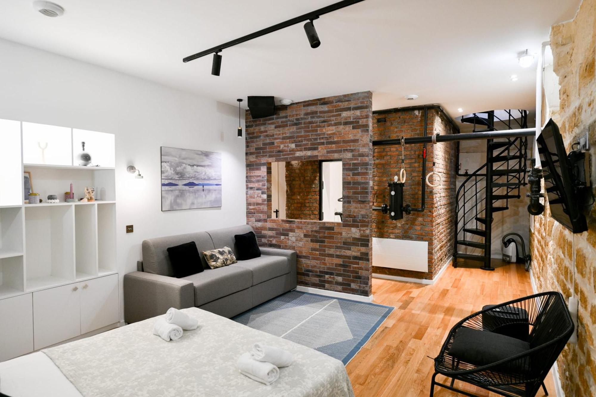 Appartement Le Marais Pl De La Bastille 3bd 3bth For 10 Guests Paris