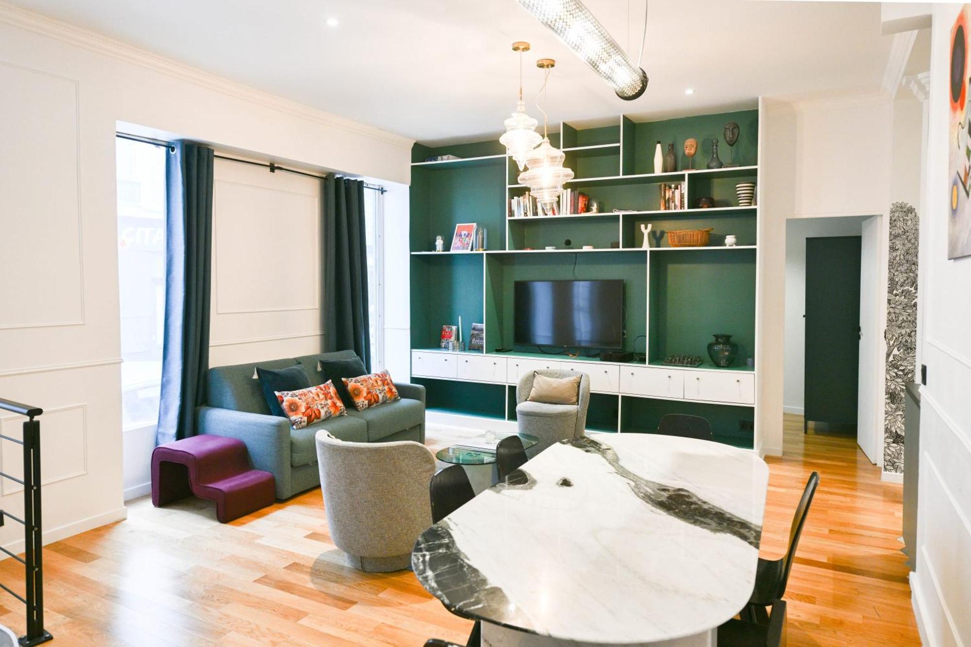 Le Marais Pl De La Bastille 3bd 3bth For 10 Guests Appartement *