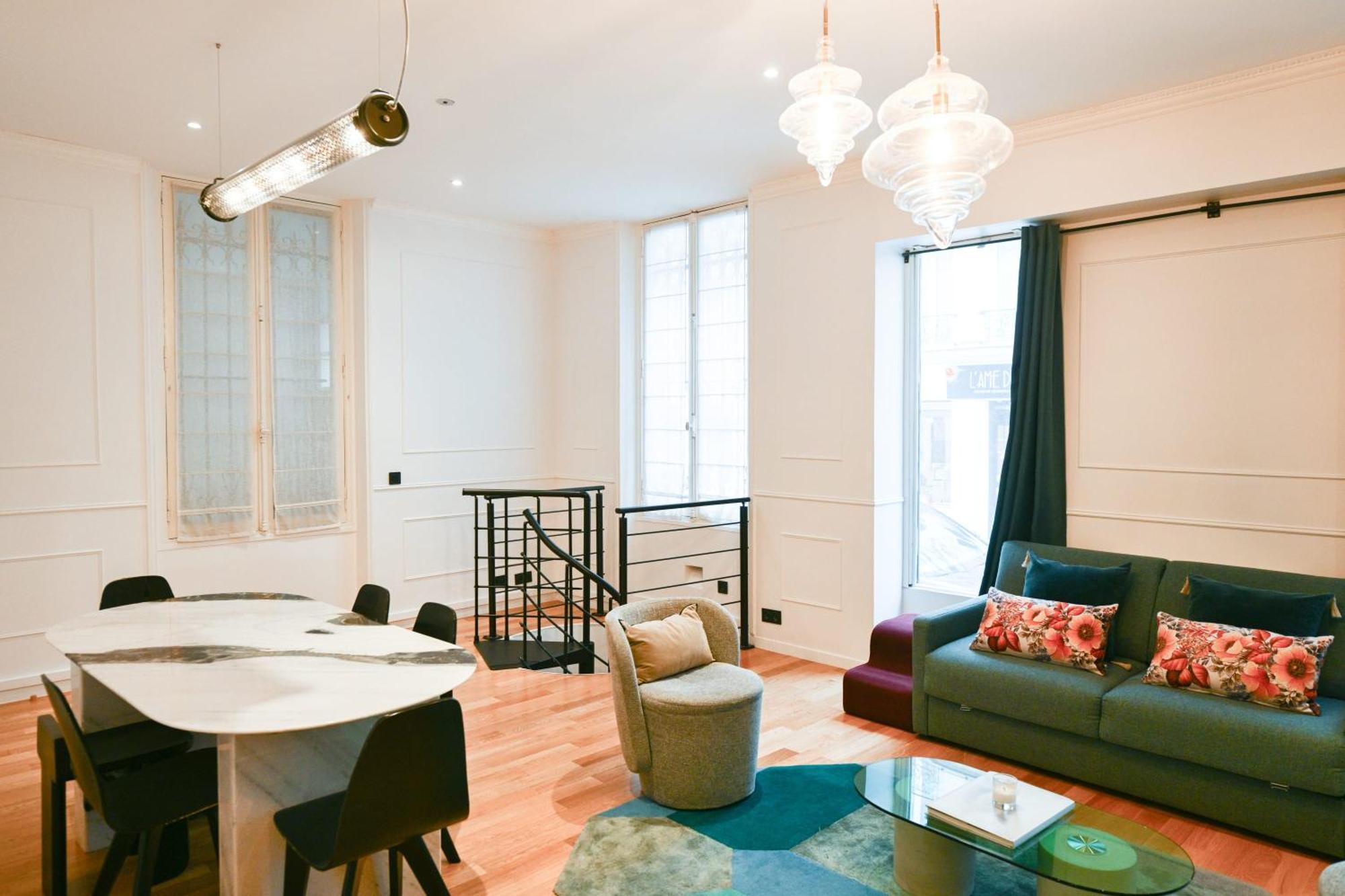 Le Marais Pl De La Bastille 3bd 3bth For 10 Guests Appartement Paris
