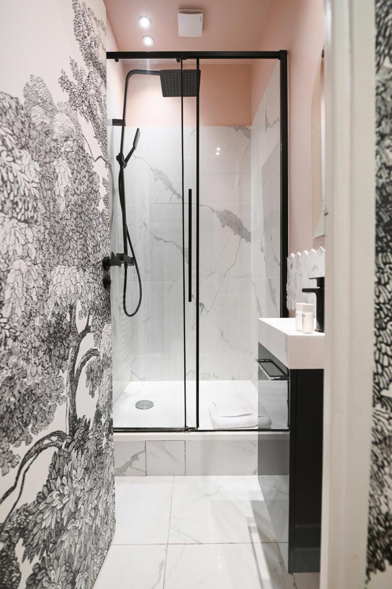 Appartement Le Marais Pl De La Bastille 3bd 3bth For 10 Guests *