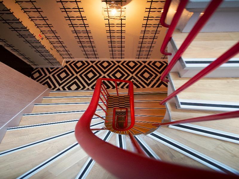 Crayon Rouge By Elegancia Hotel 4*