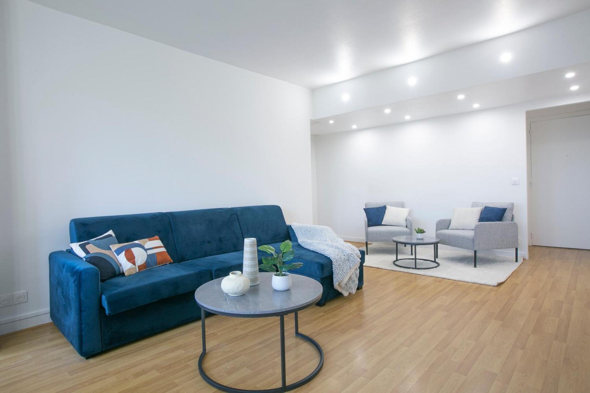 Majestic & Idyllic Parisian Flat - Champs-elysees Apartment Paris