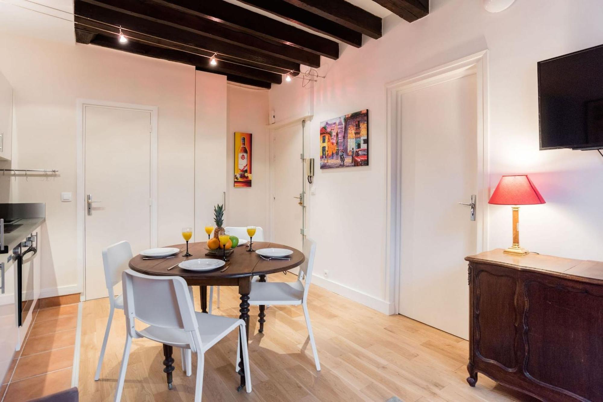 Apartment Arts Et 1br Cozy Flat Paris