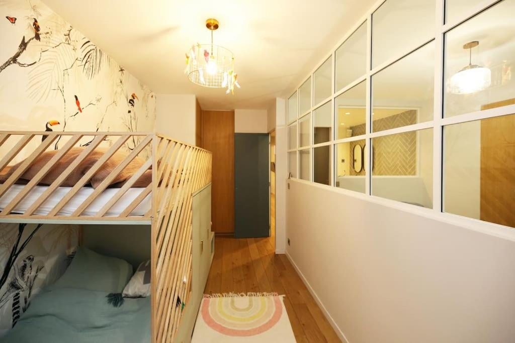 Apartment Experience Parisienne En Plein Coeur Du Marais