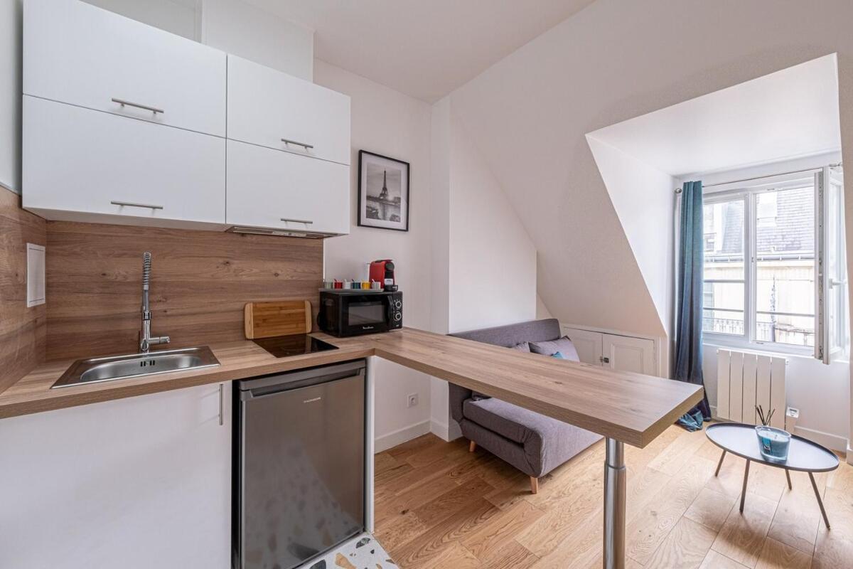 Apartment Studio Arc De Triomphe Champs Elysees