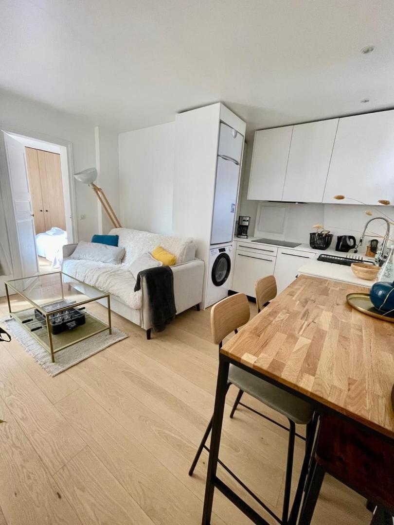 Hipster North Apartment Paris