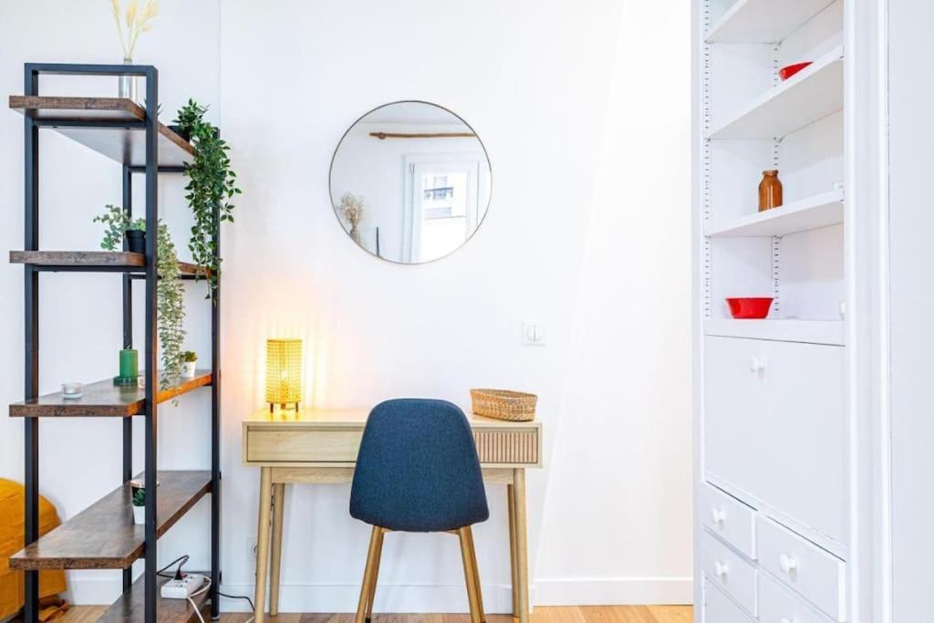 Apartment Charm And Convenience In Quatier Latin *