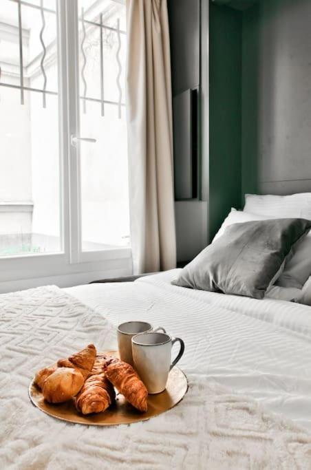 New ! Cosy Intimate Nest Sacre Coeur ! Paris