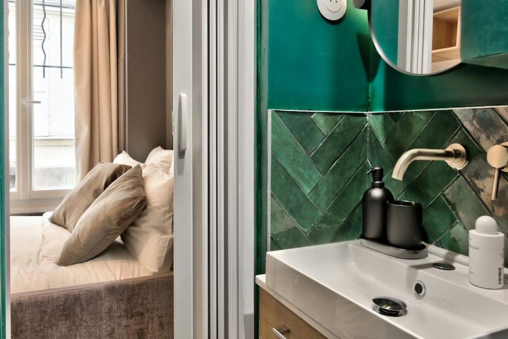 New ! Cosy Intimate Nest Sacre Coeur ! Apartment *