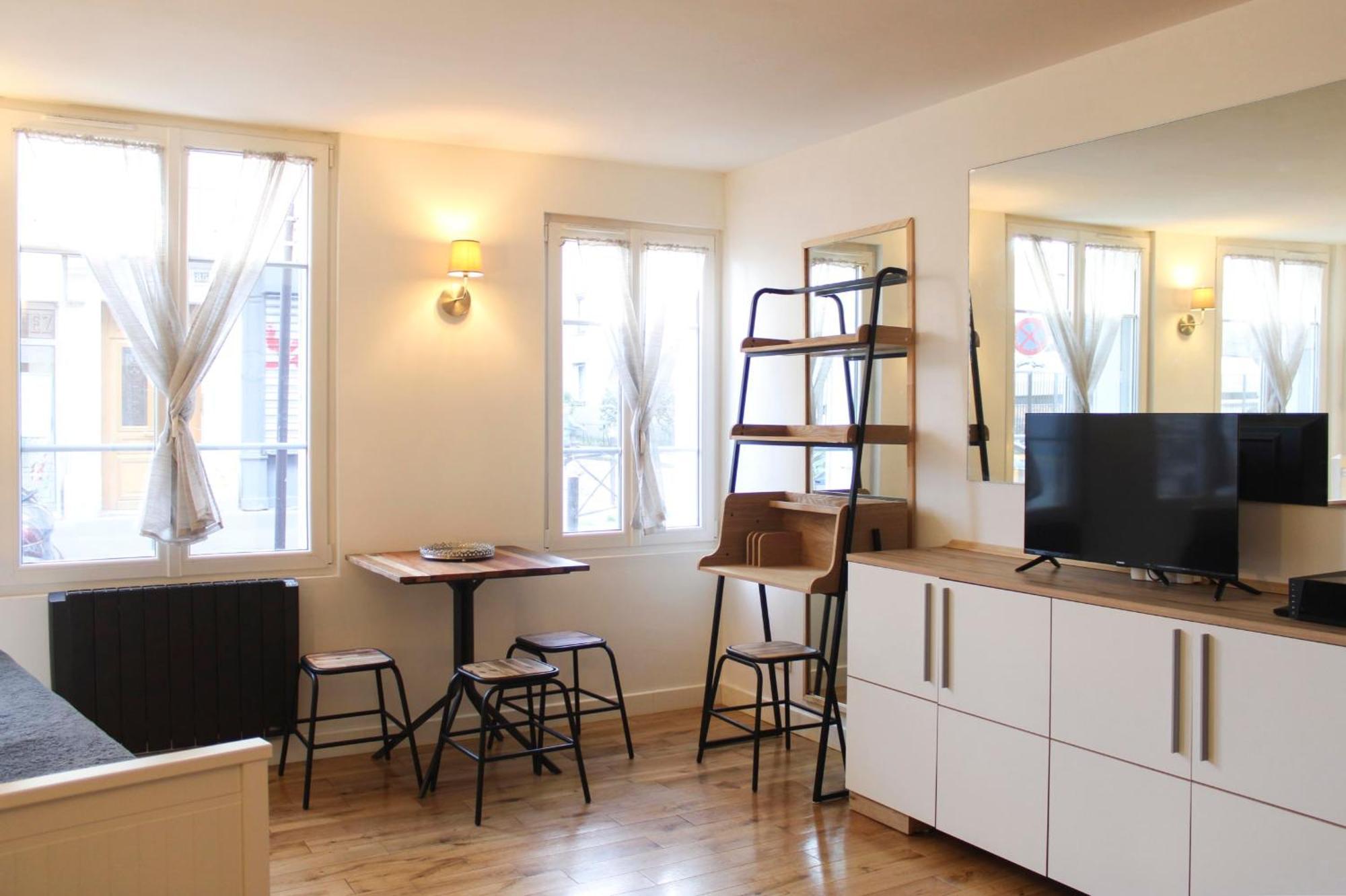 Bright - Near Garden Appartement