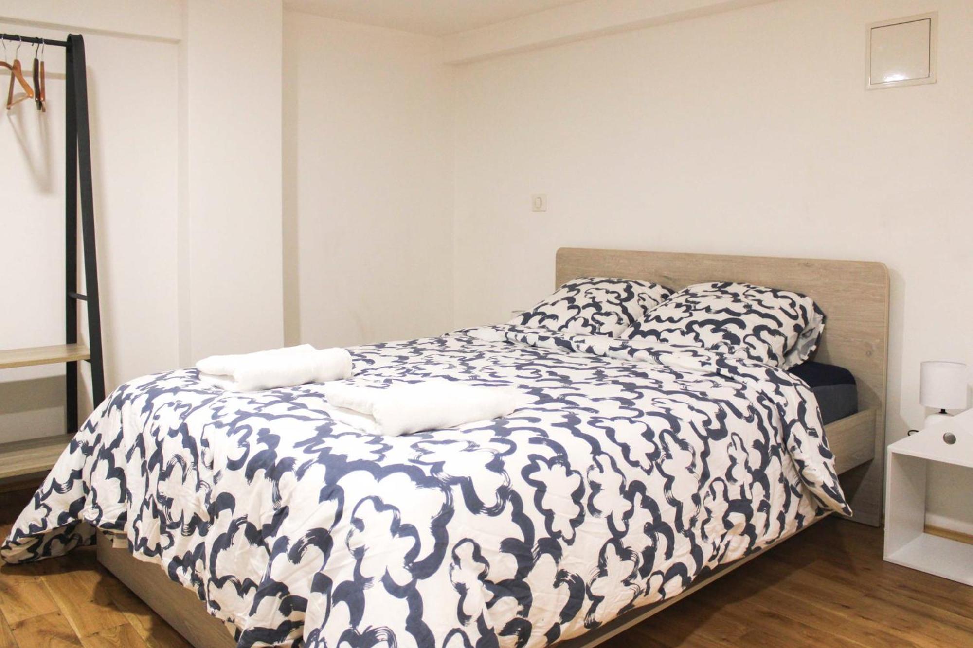 Bright - Near Garden Appartement *