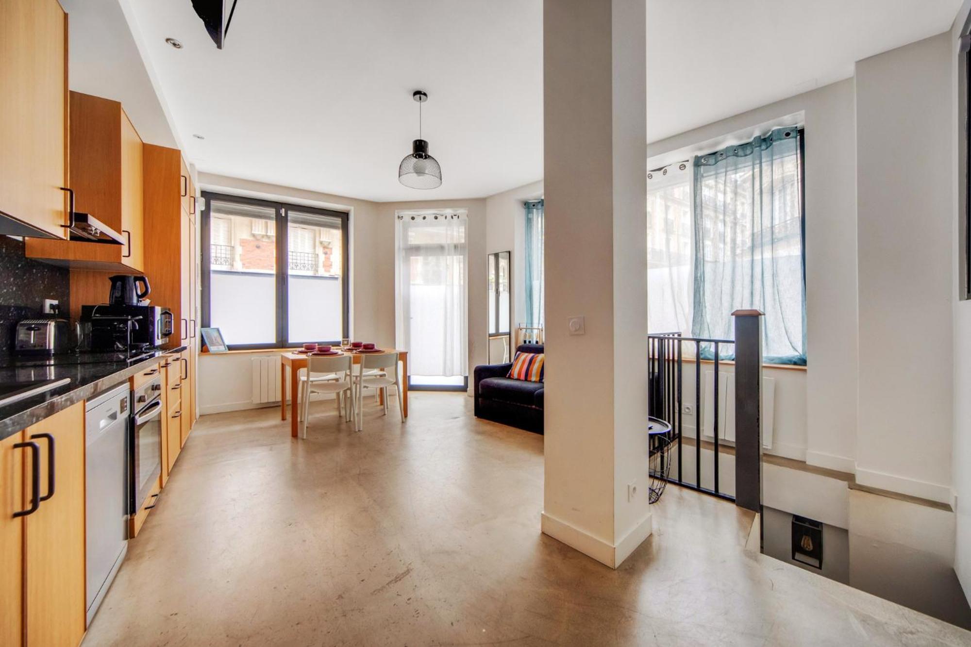 Apartment Large Flat Very Close To Montmartre *