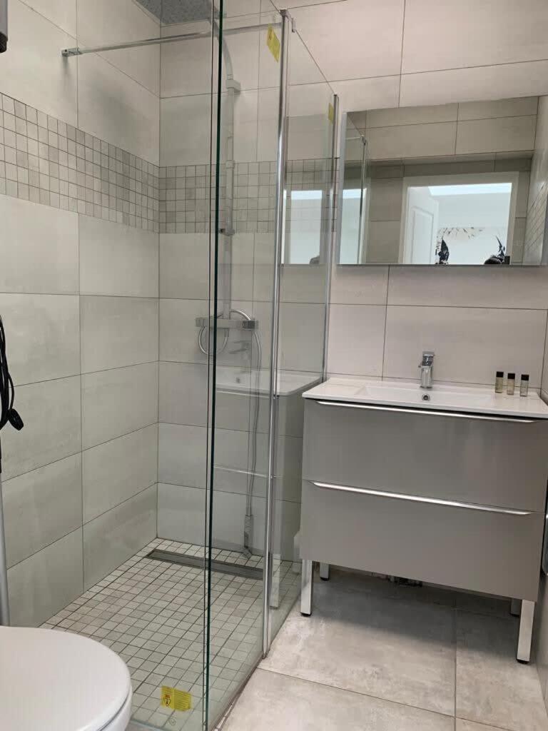 Cosy And Modern Studio In Heart Of Xvii Area Apartment Paris