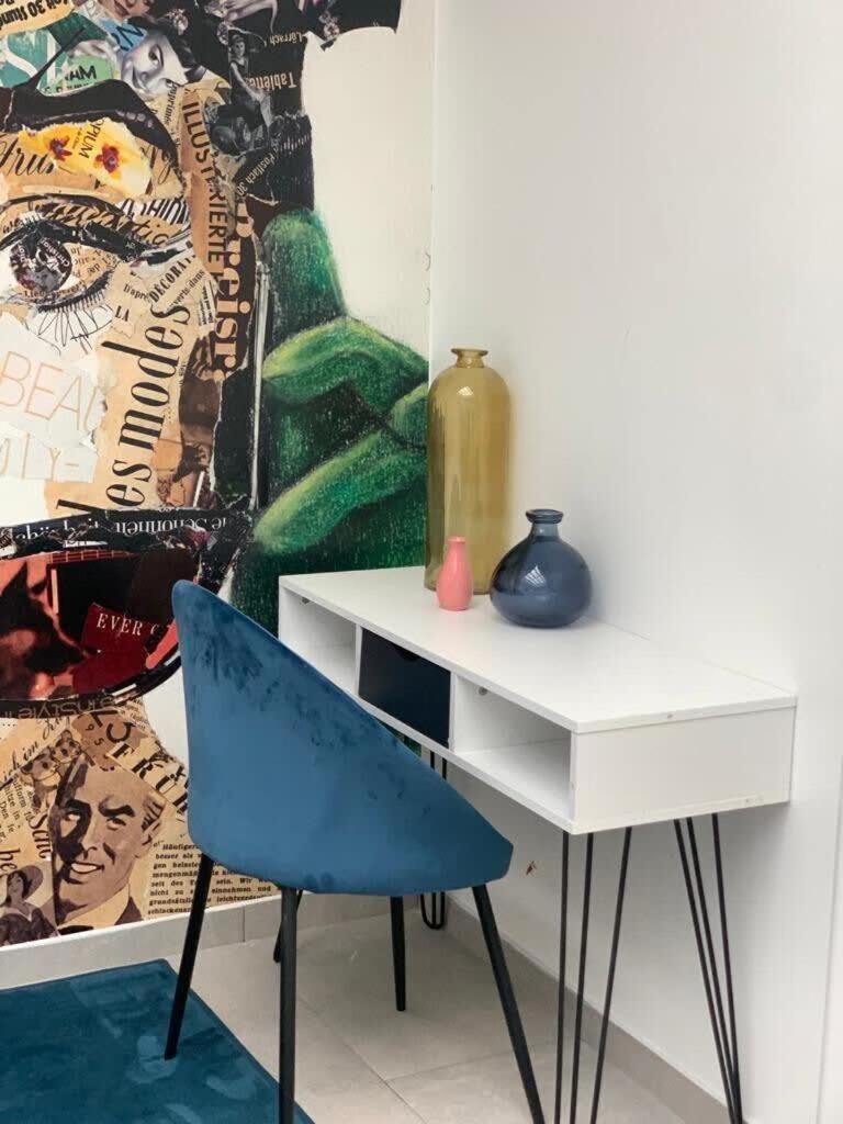 Cosy And Modern Studio In Heart Of Xvii Area Apartment *