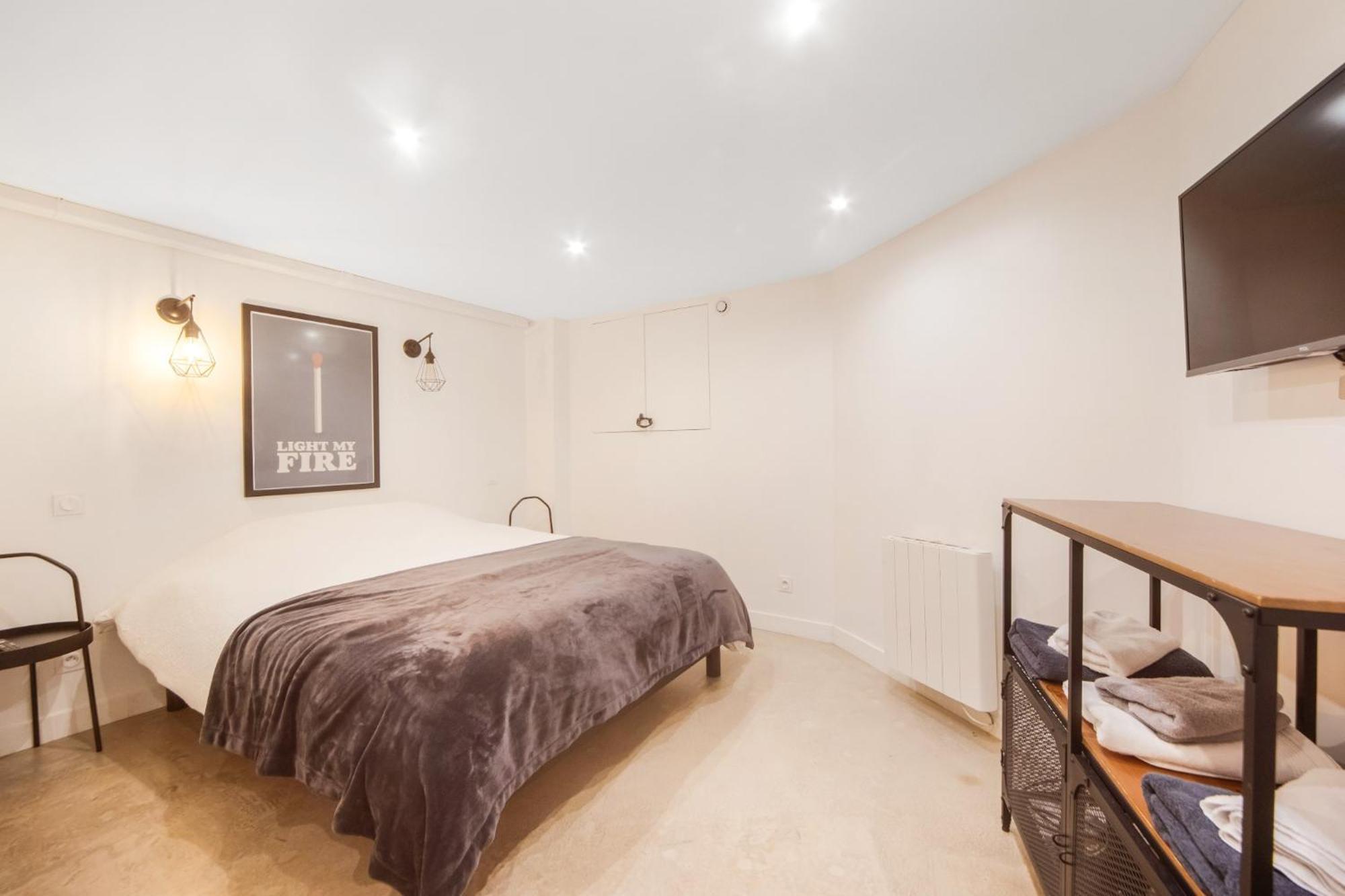 Large Flat Very Close To Montmartre Appartement *
