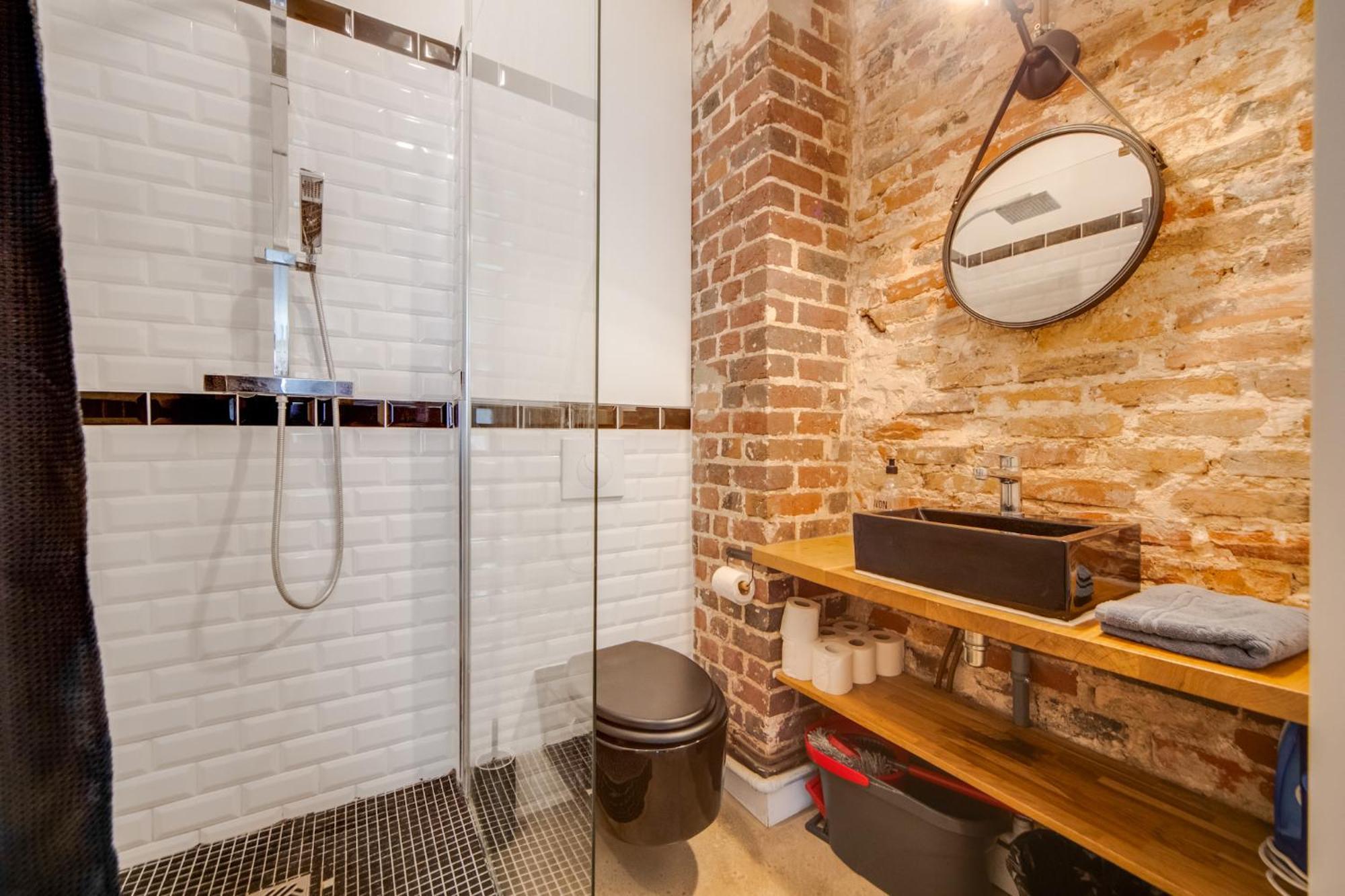 Large Flat Very Close To Montmartre Apartment