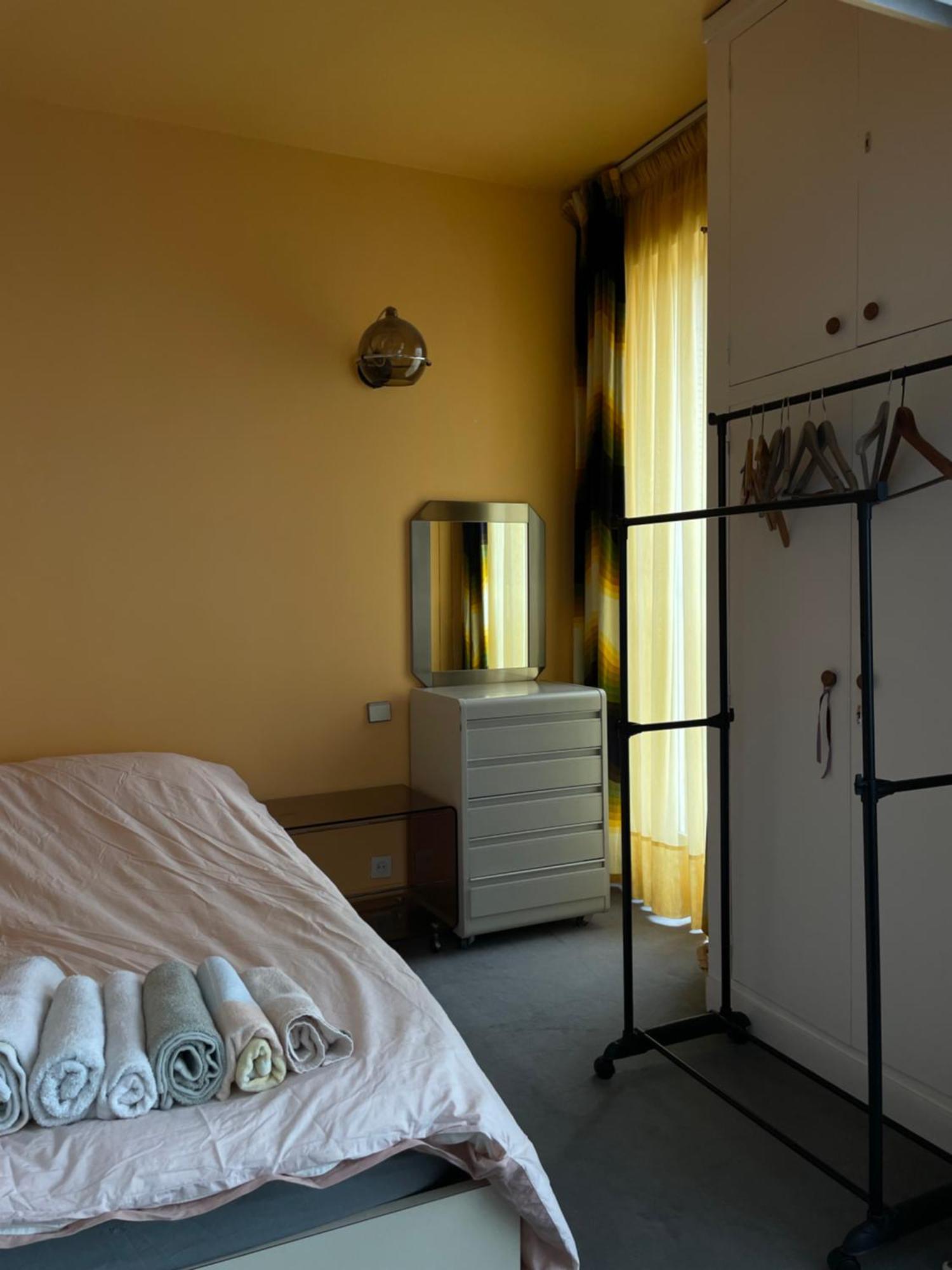 Apartment Big With Terrace & Central Location *