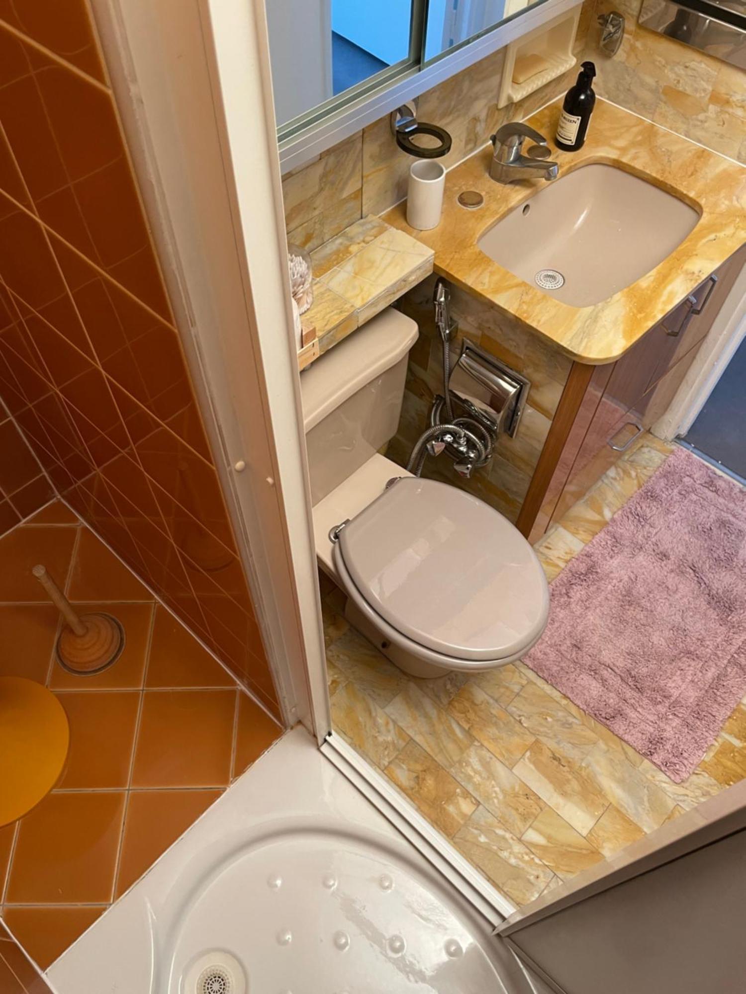 Big With Terrace & Central Location Apartment *