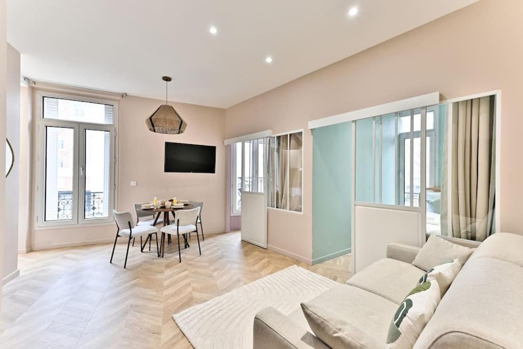 Apartment Proche Parc Monceau - Iii *