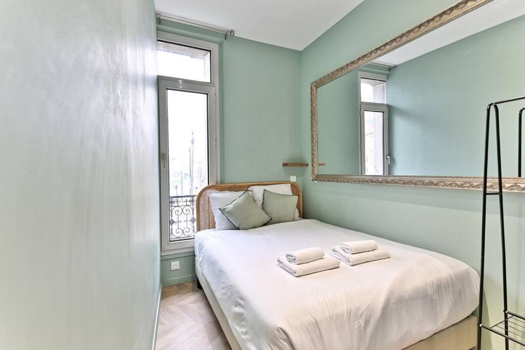 Apartment Proche Parc Monceau - Iii
