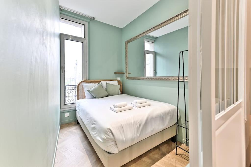Apartment Proche Parc Monceau - Iii Paris