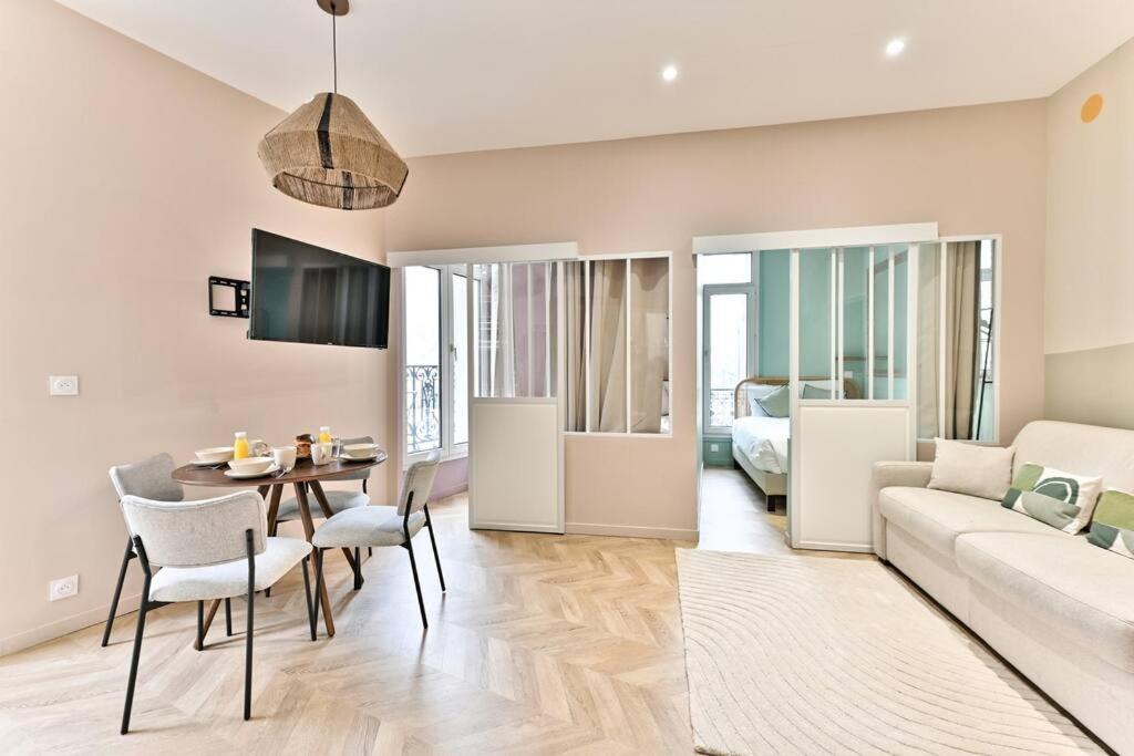 Proche Parc Monceau - Iii Apartment