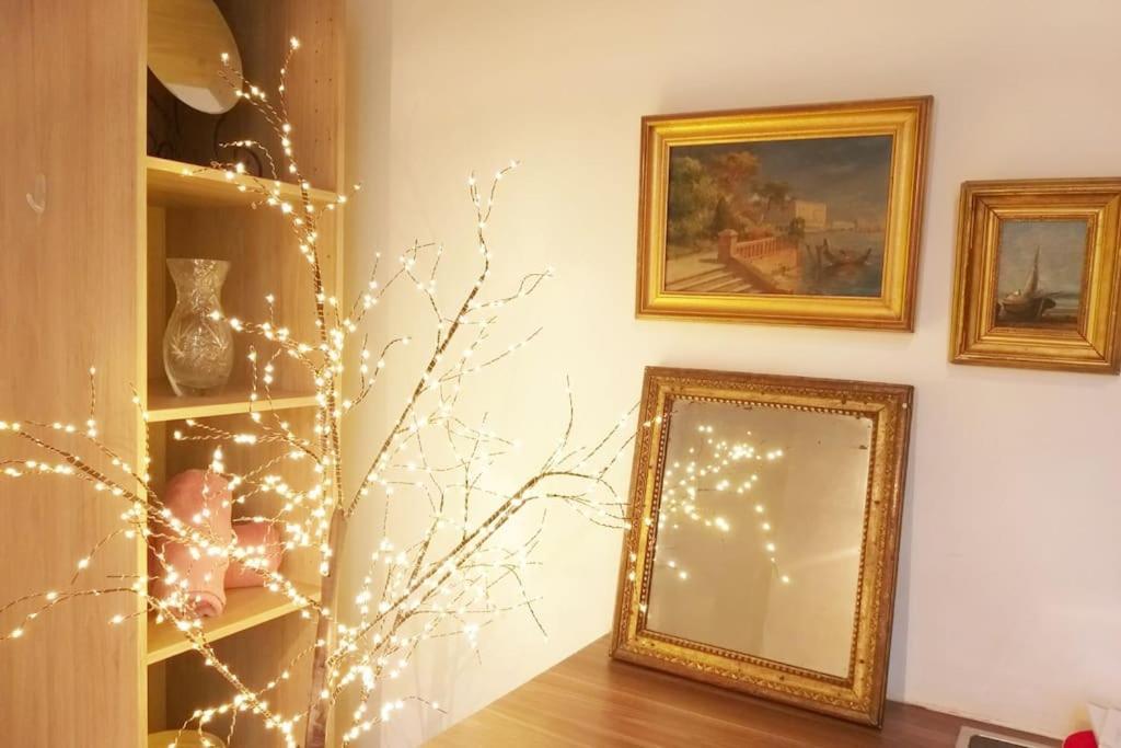 Small Luxurious In The Heart Of Saint Germain * Paris