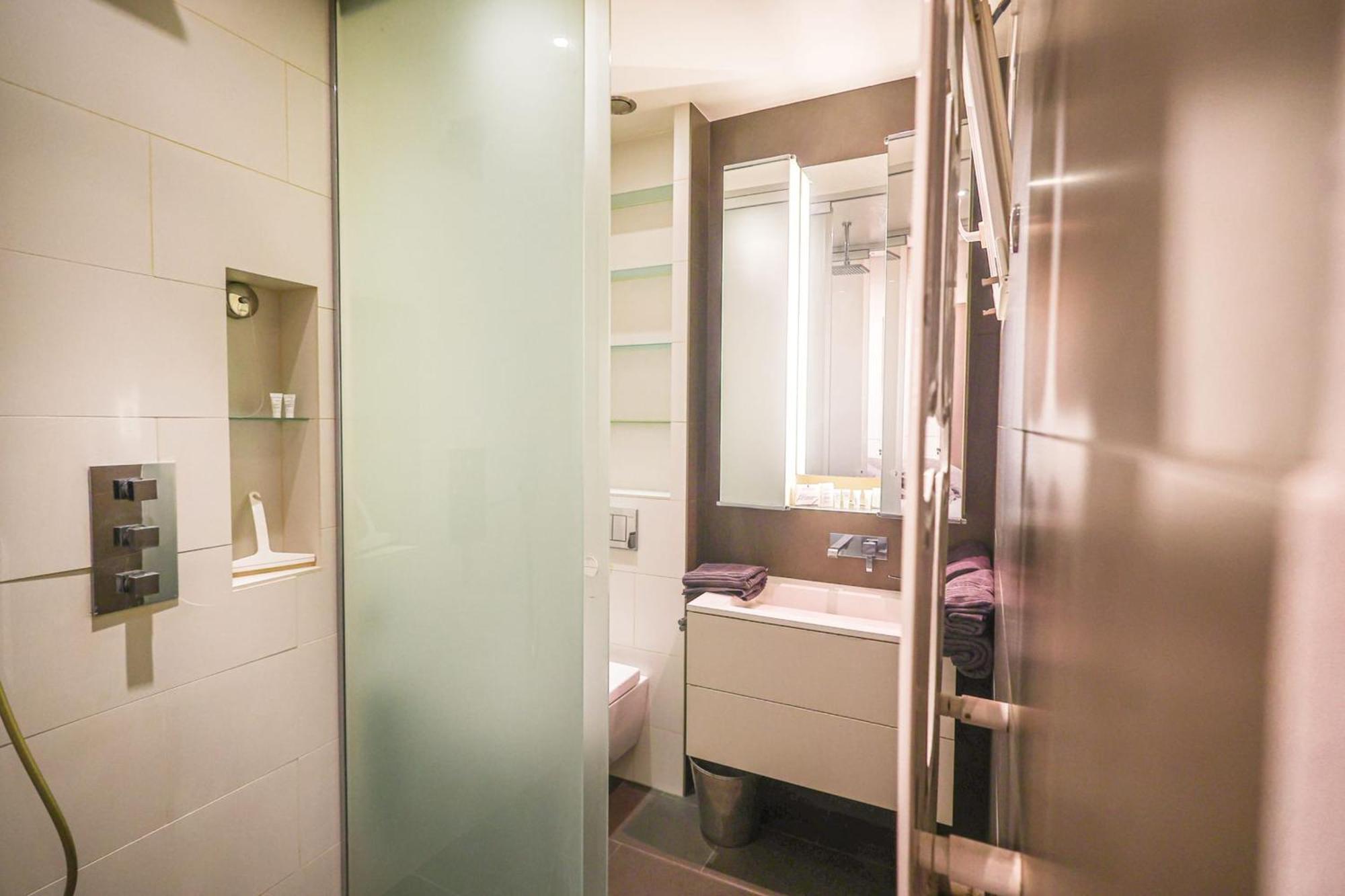 Apartment Elegant Climatise De 65 M2 Avec 2 Ch Paris