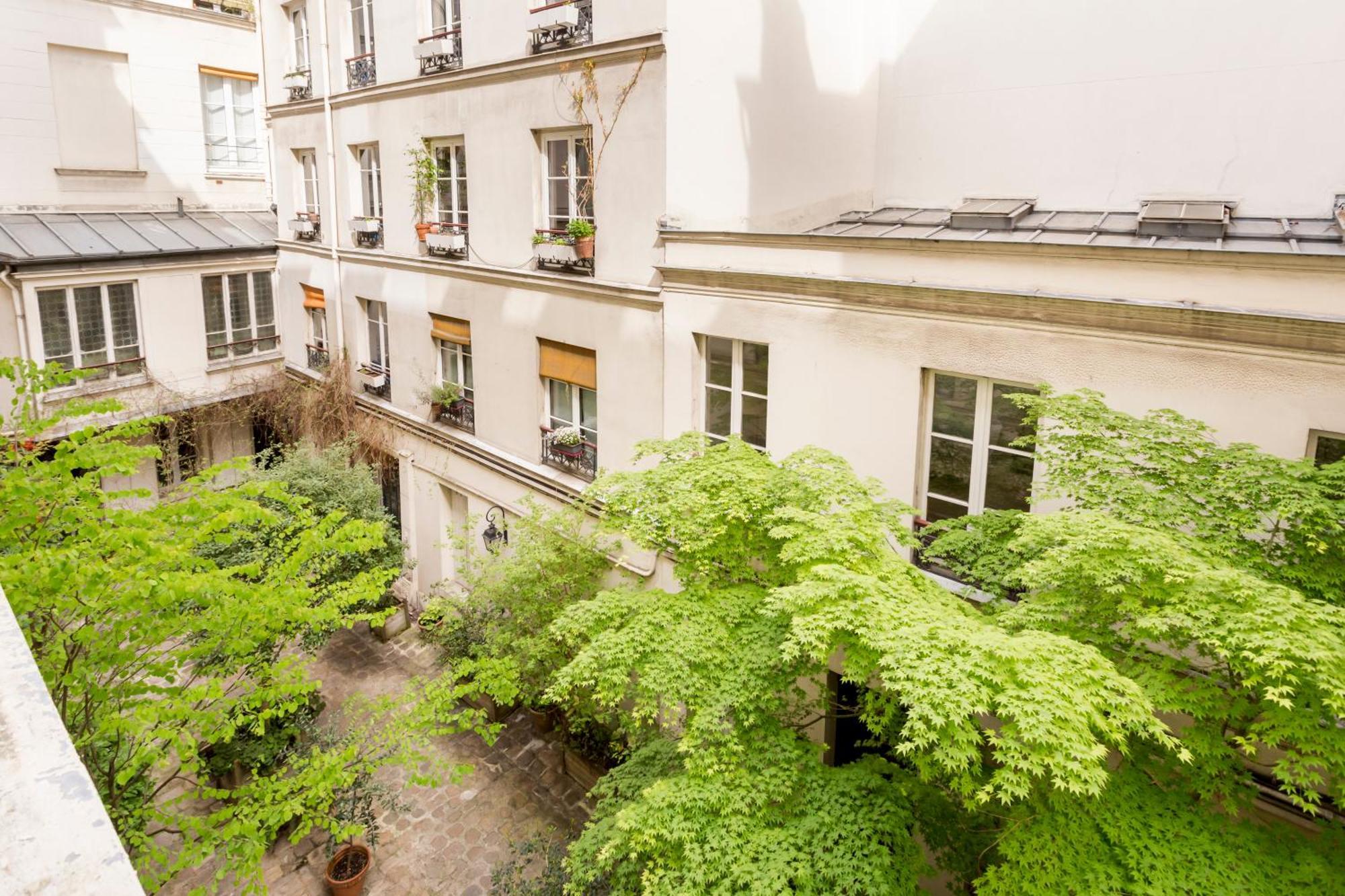 Marais Place Des Vosges Sevigne Appartement Paris
