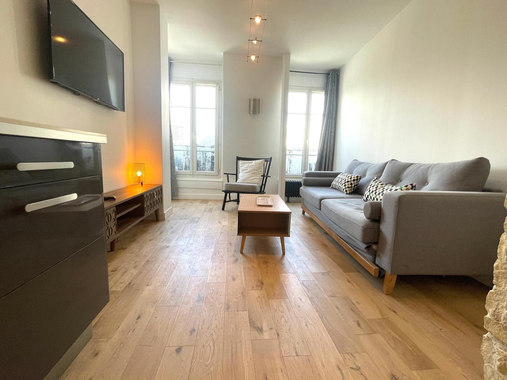 Superbe Haussmannien Suspendu Appartement *