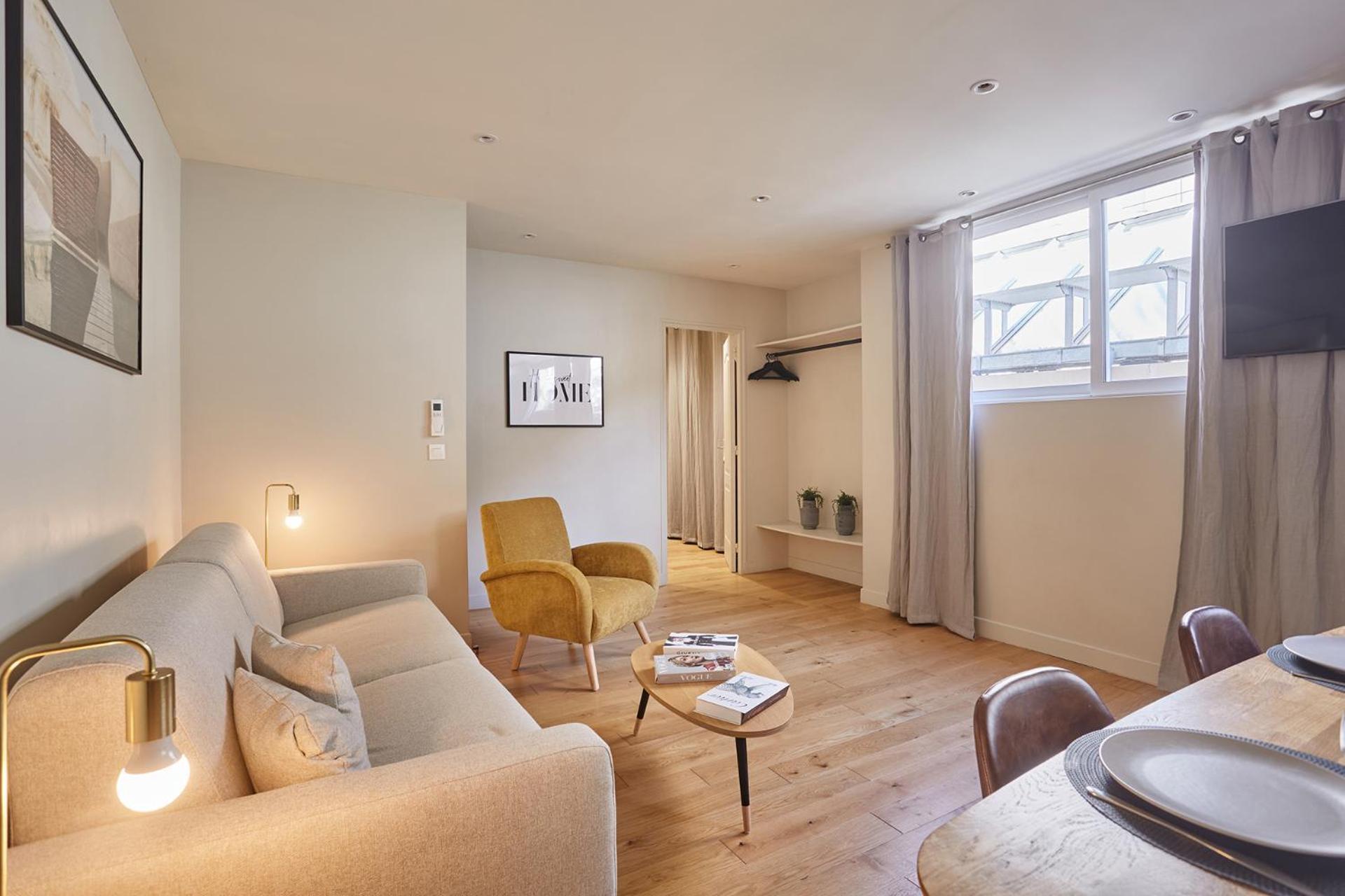 Center Of By Prestige * Paris