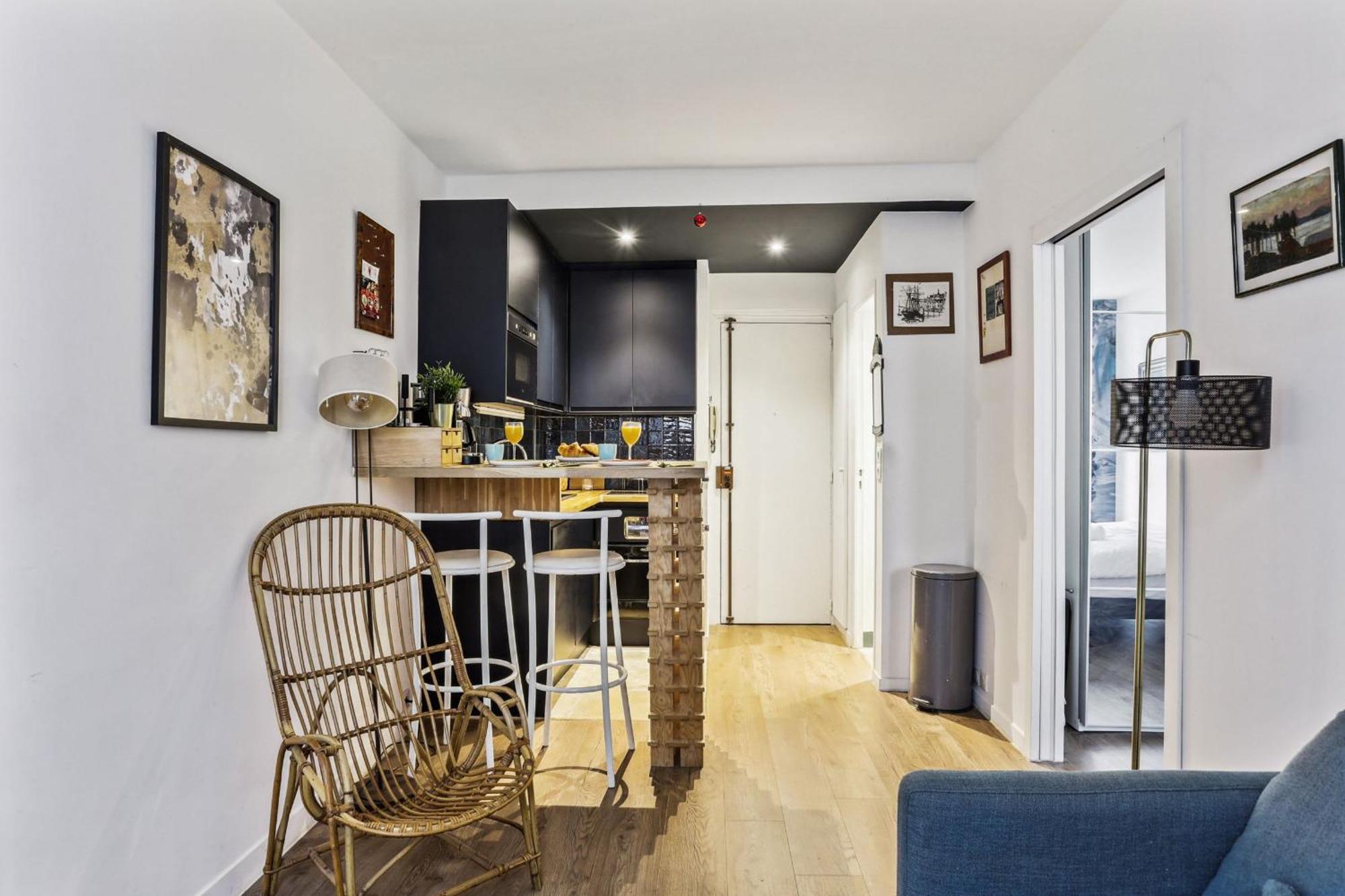 Invalides & Tour Eiffel - Cityapartmentstay Apartment Paris