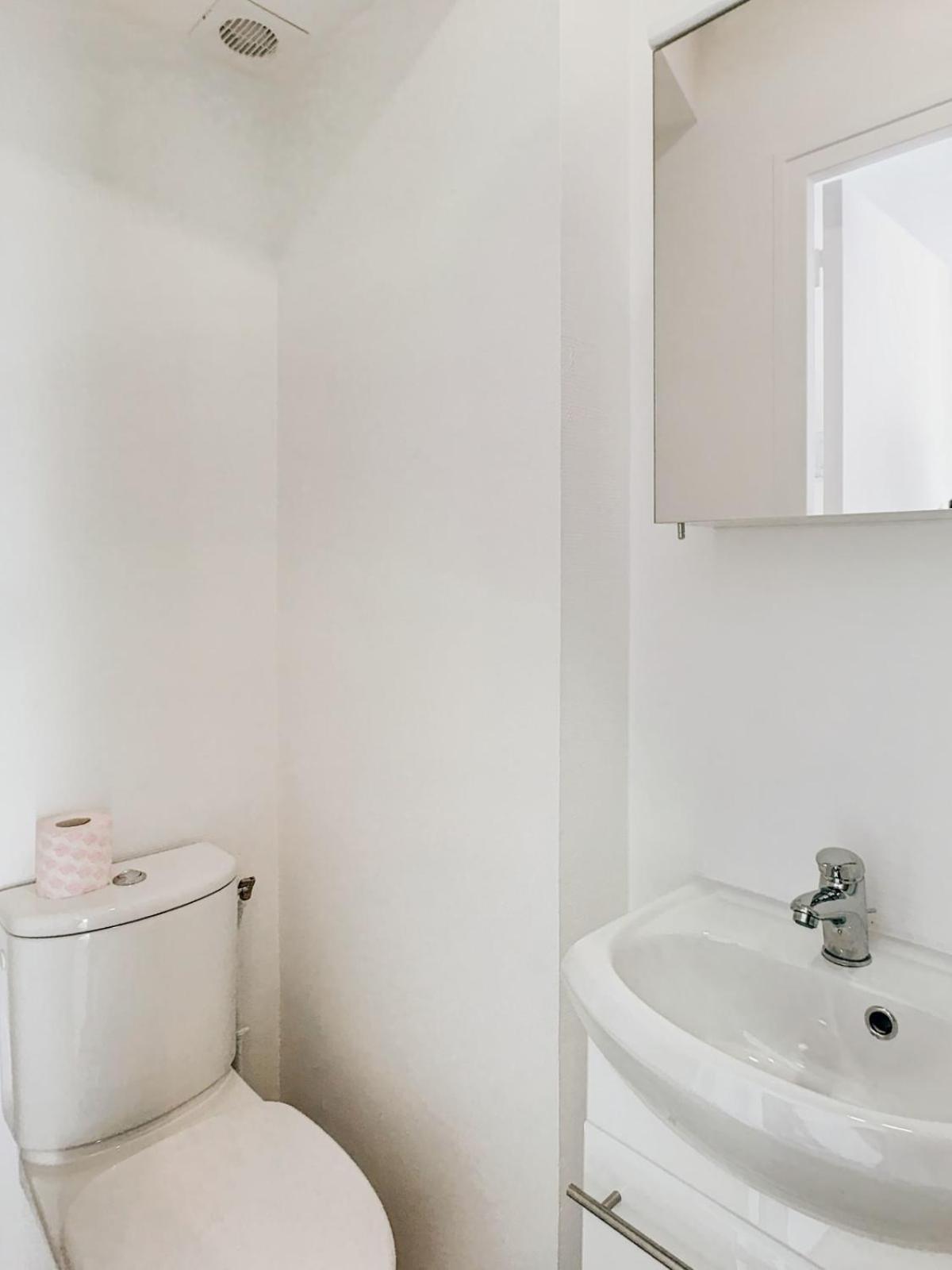 Apartment 19m2 With Air Conditioning In The 15th Paris