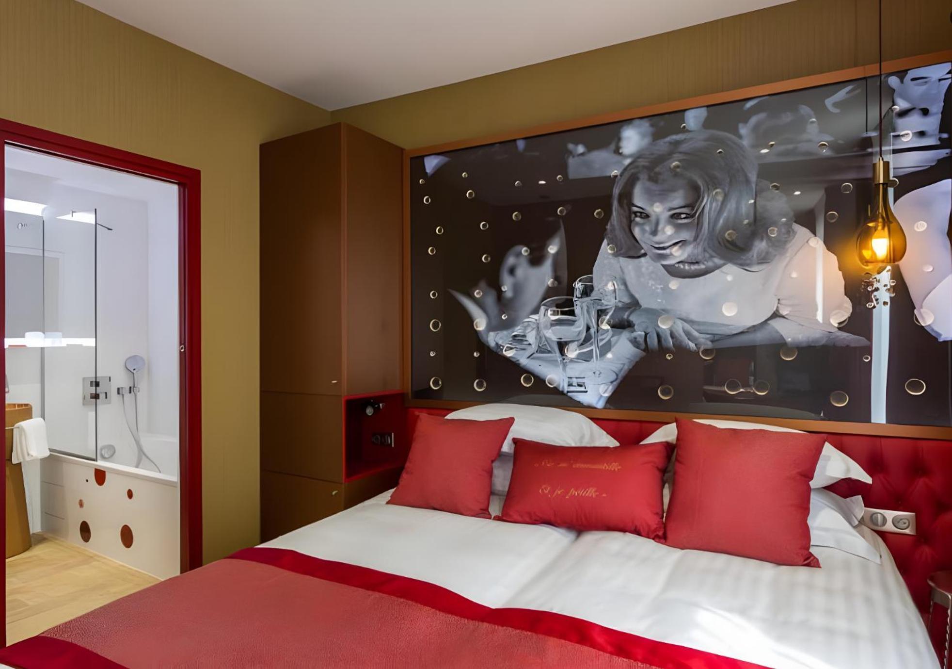 Les Bulles De Hotel